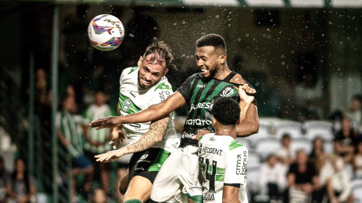 Maringá elimina o Coritiba e vai para a semifinal com o Athletico