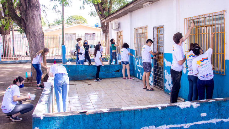 Em trote solidário, calouros de Arquitetura da UEM vão reformar CMEI do Vale Azul