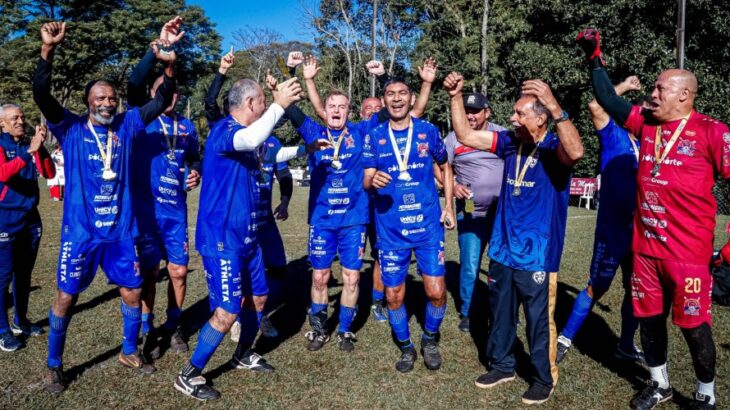 Douradina recebe o IAS Legends para futebol solidário em prol da Apae