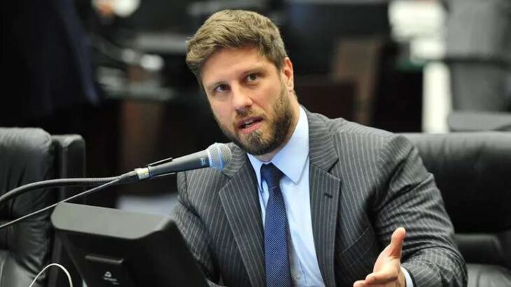 Requião Filho diz estar autorizado pelo PDT para se apresentar como pré-candidato ao governo do Paraná