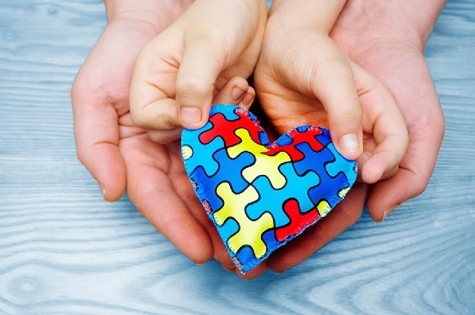 Plataforma Neuve conecta familiares de autistas, profissionais e conhecimentos de qualidade
