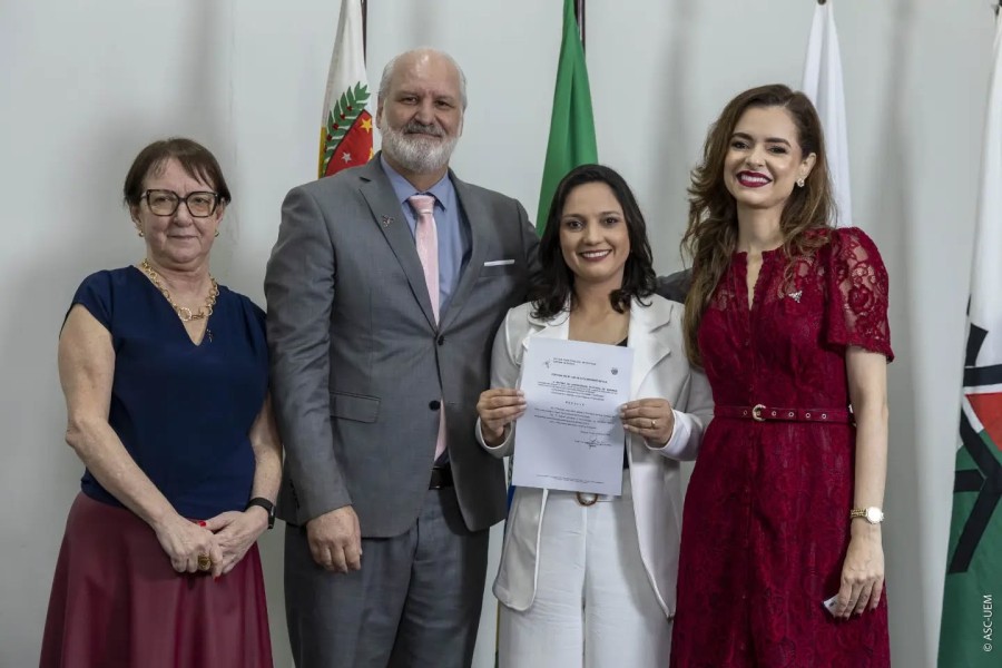 Jornalista Adriana Cardoso assume a Assessoria de Comunicação Social da UEM
